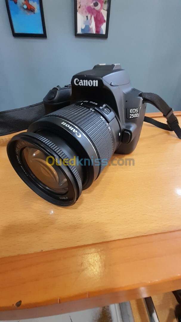 canon 250d avec objectif 18.55