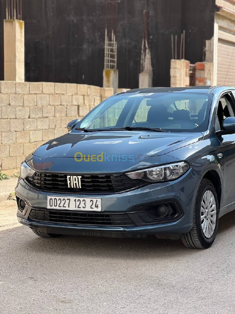 Fiat Tipo Sedan 2023 city