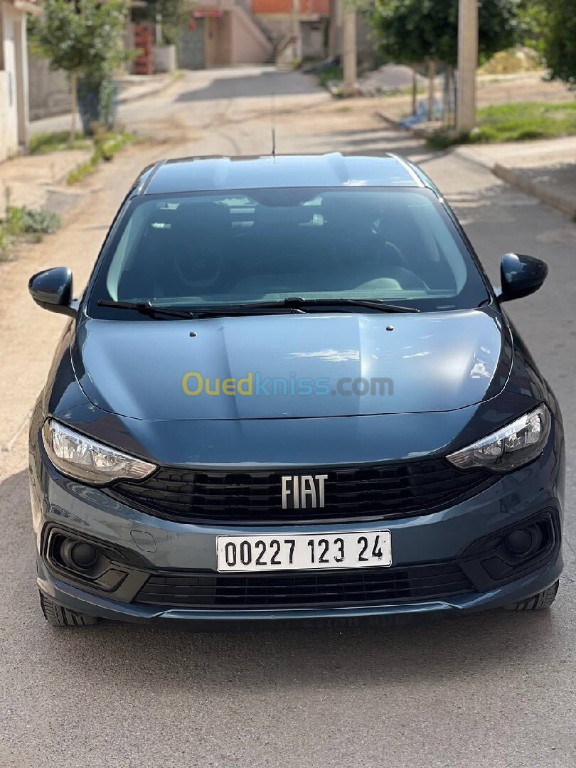 Fiat Tipo Sedan 2023 city