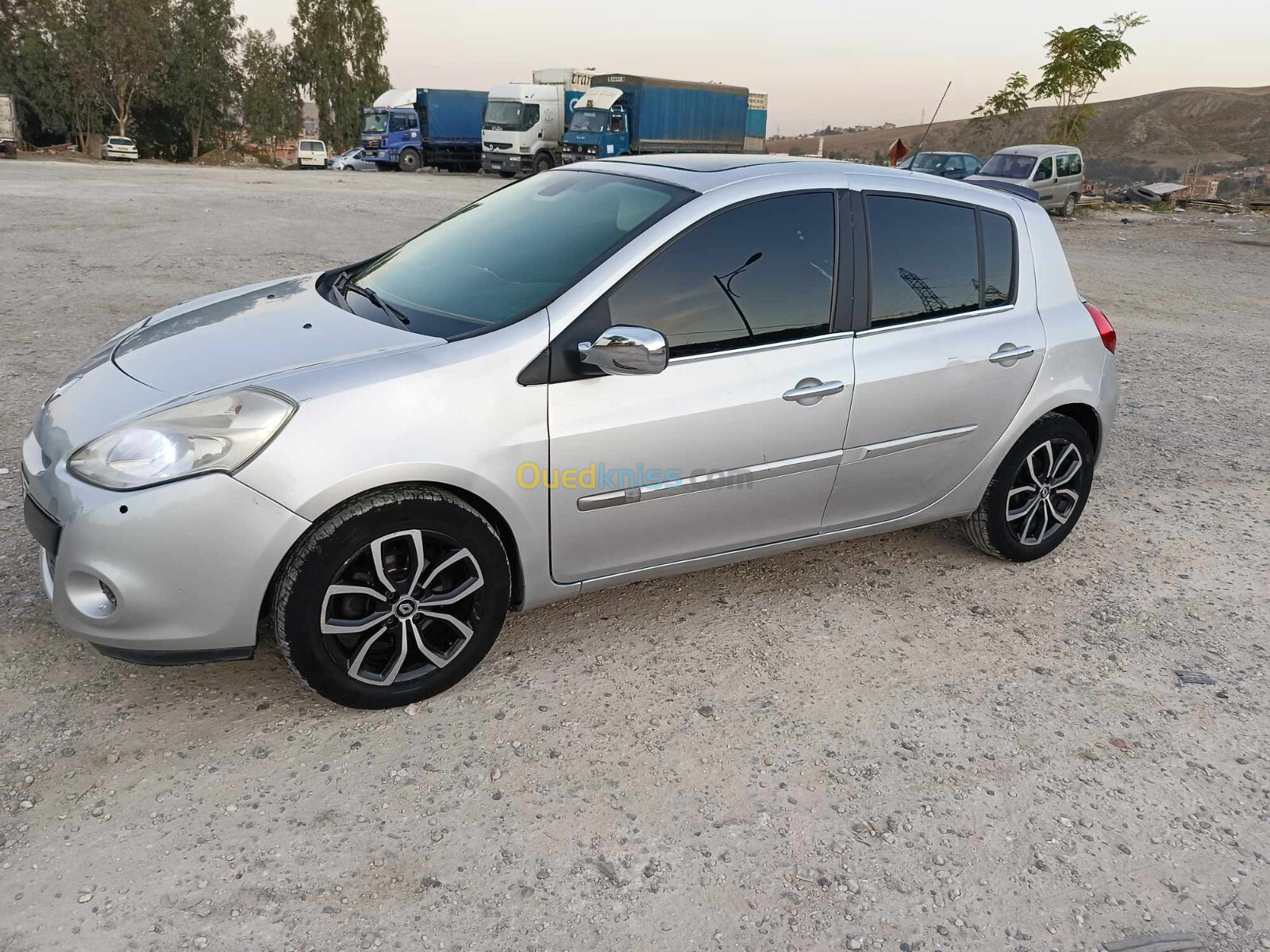 Renault Clio 3 2012 Night and Day