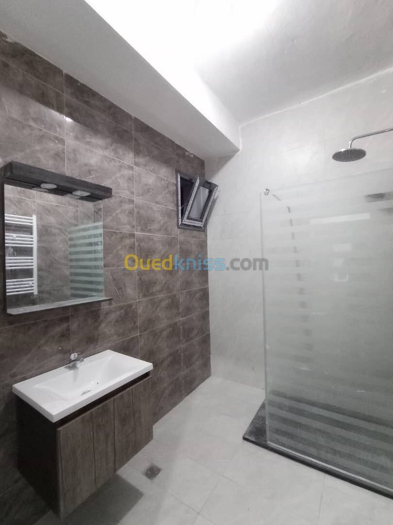 Location Appartement F4 Alger Hydra