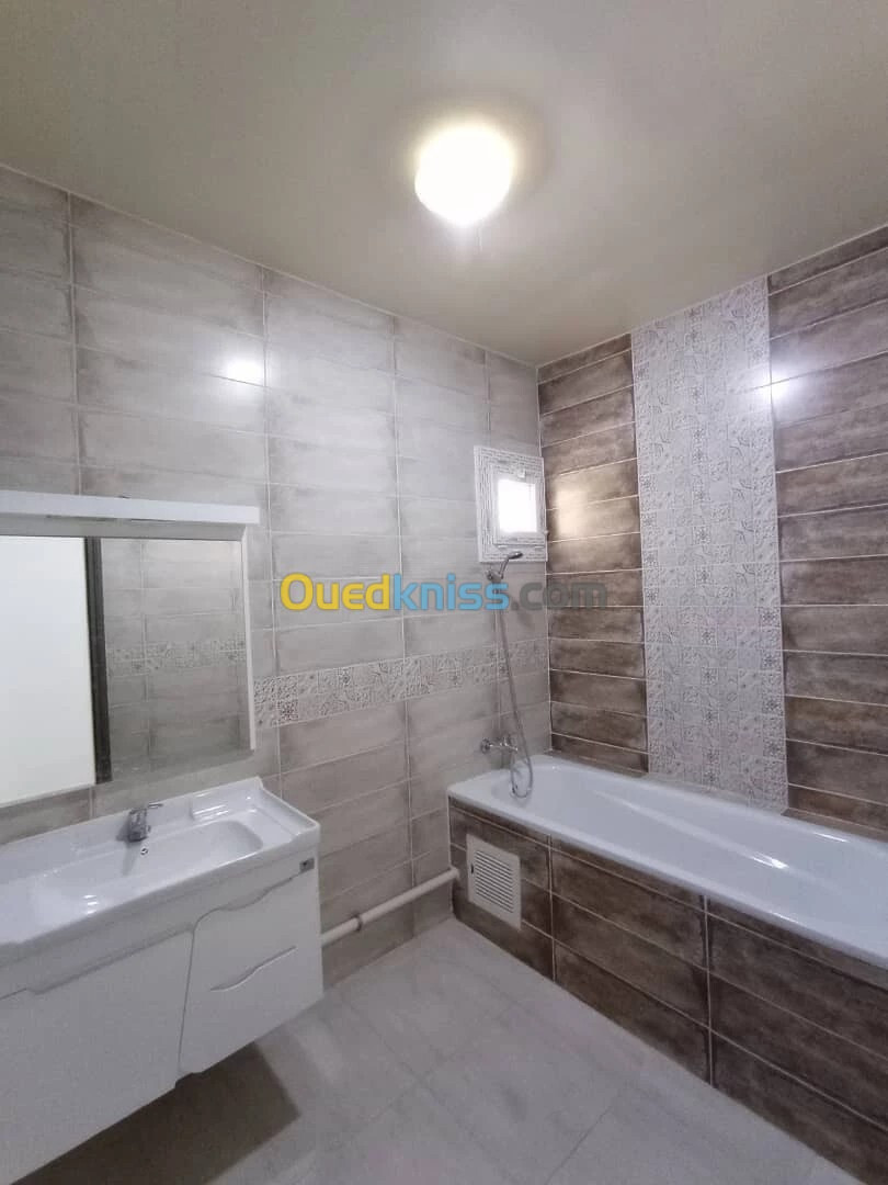 Location Appartement F4 Alger Kouba