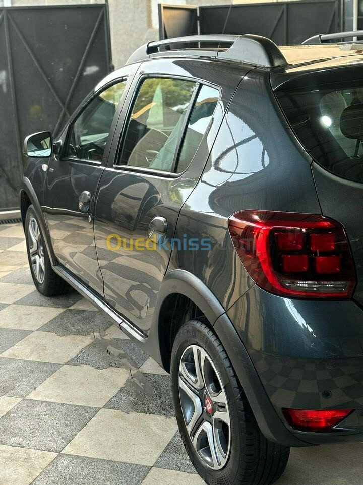 Dacia Sandero 2019 Stepway techraod