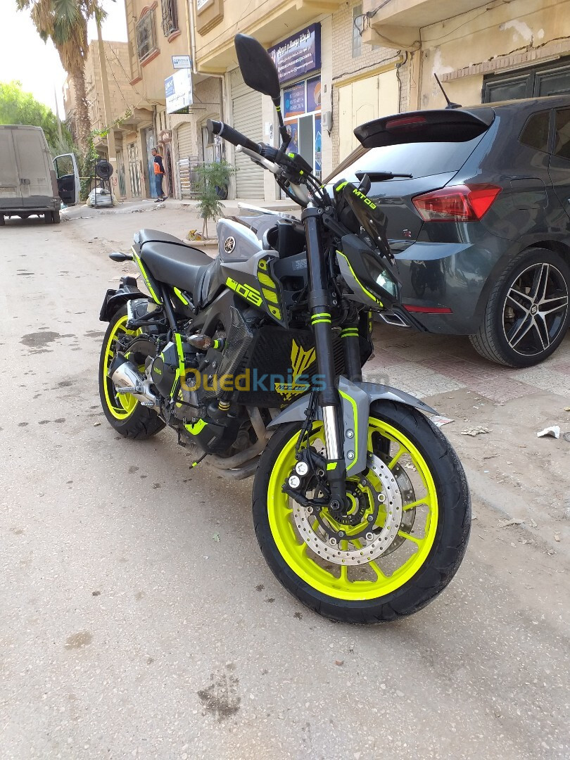 YAMAHA MT09 2018