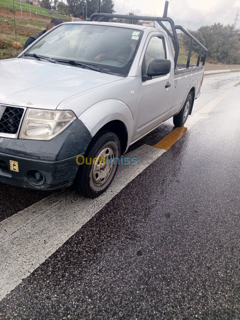 Nissan Navara 2013 Elegance 4x2