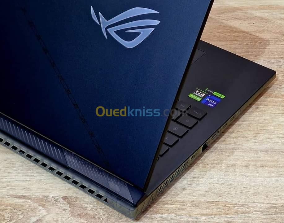 ASUS ROG STRIX G18 G814JI I9 13980HX 32GO 2TB SSD NVIDIA GEFORCE RTX4070 8GO