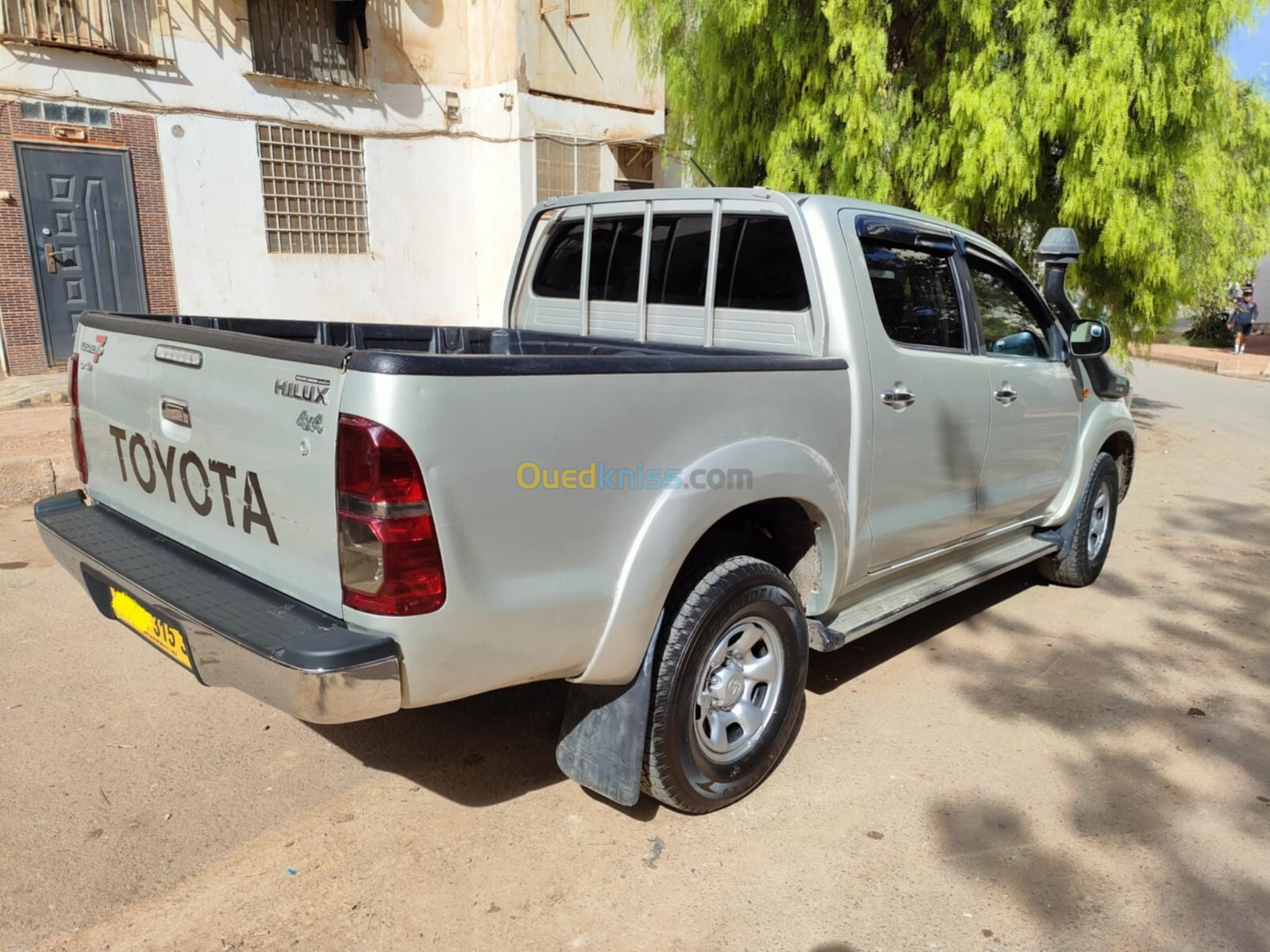 Toyota Hilux 2015 LEGEND DC 4x4