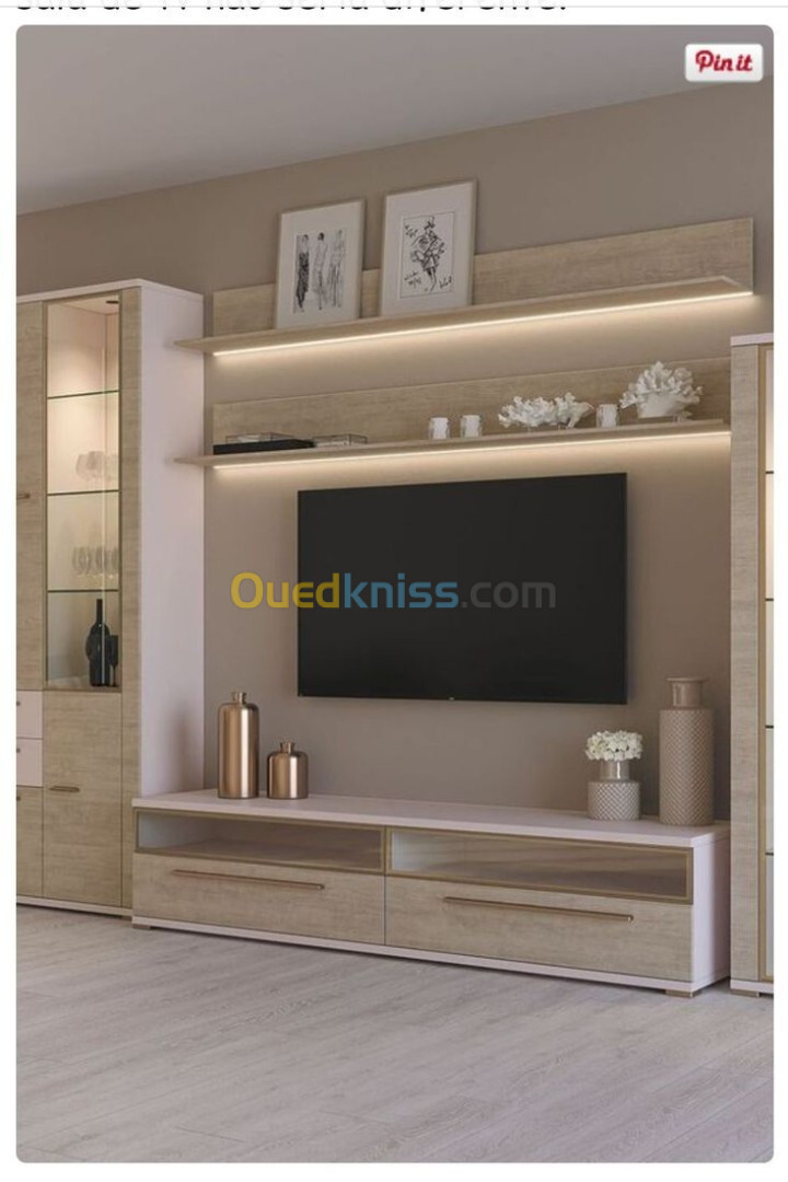 Meuble TV Moderne avec Rangements Intégrés sur mesure خزانة تلفاز عصرية مع وحدات تخزين مدمجة