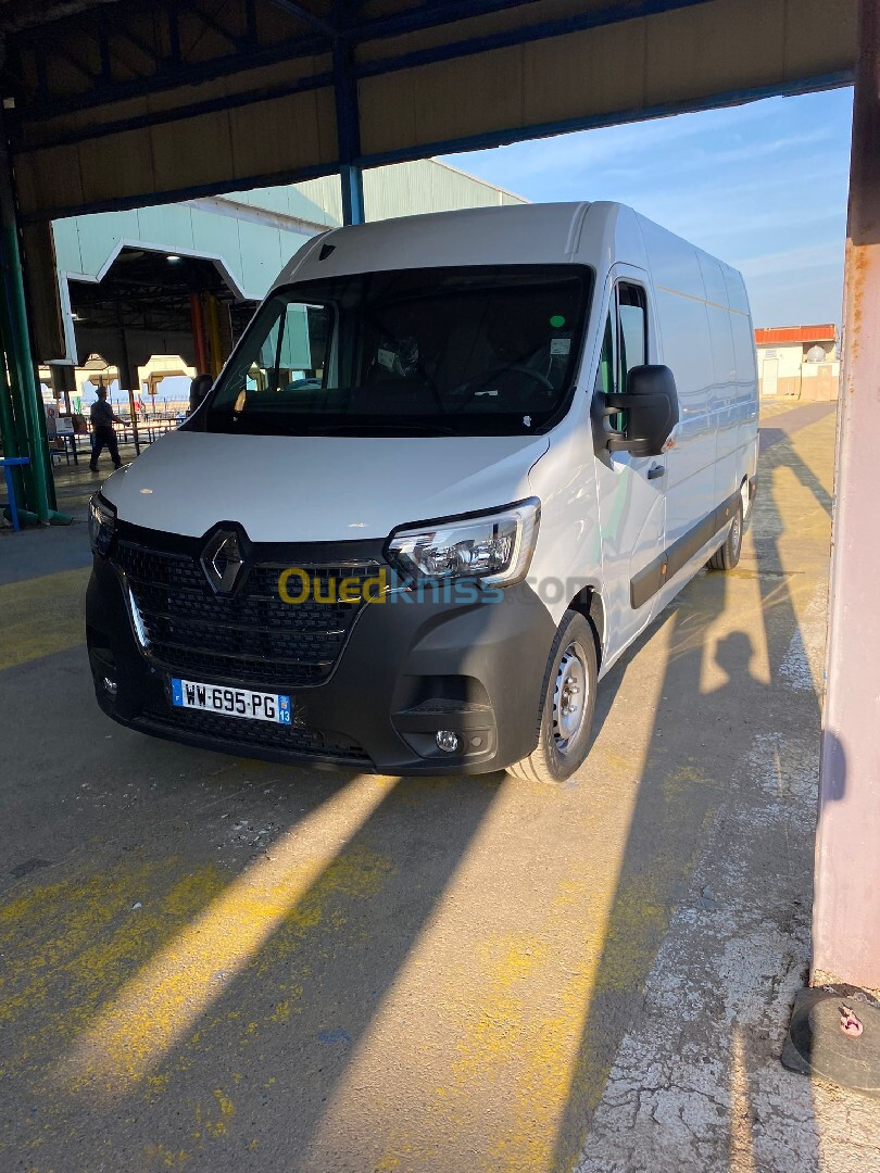 Renault Master 3 panneaux 2024