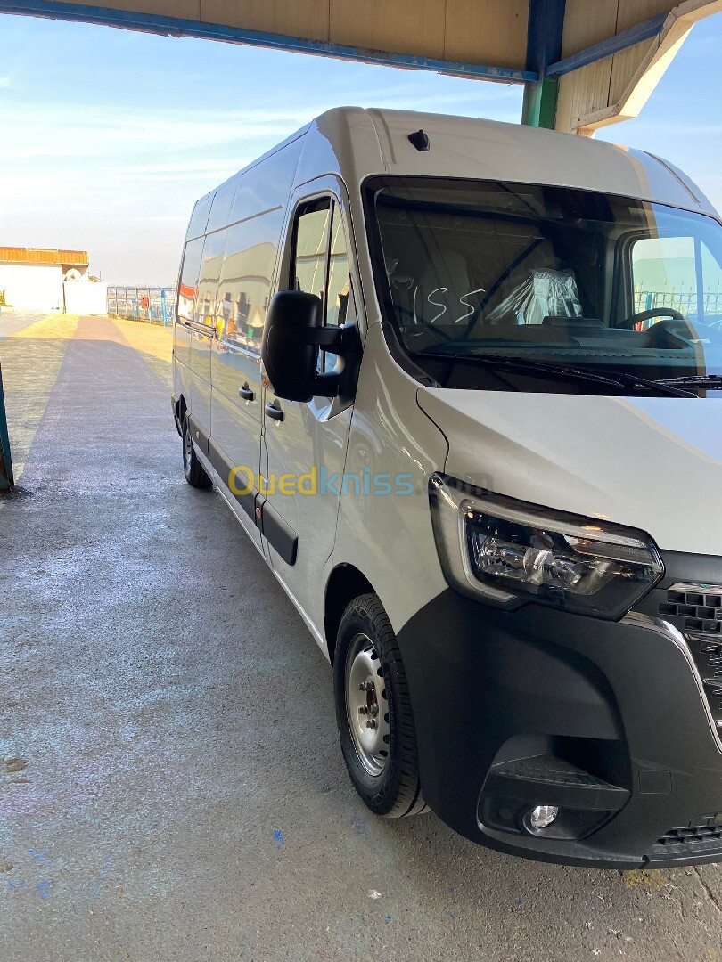 Renault Master 3 panneaux Renault Master 3 panne 2024