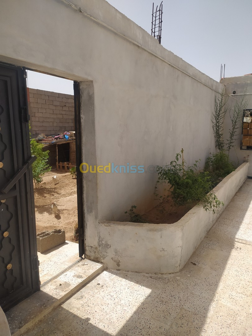 Vente bien immobilier Laghouat Sidi makhlouf