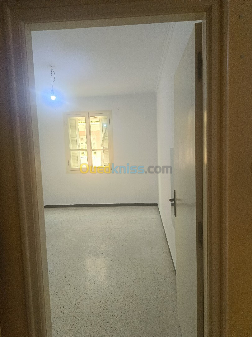 Location Appartement F2 Béjaïa Bejaia