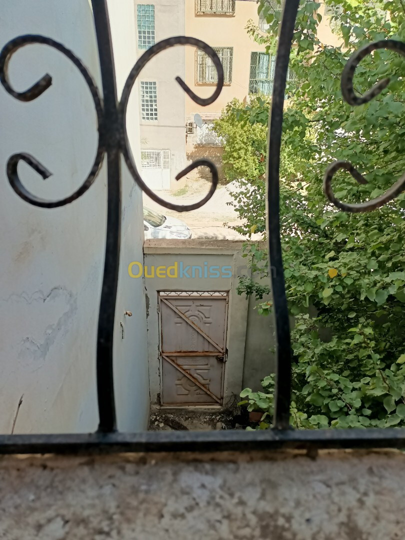 Location Appartement F4 Constantine Ain smara