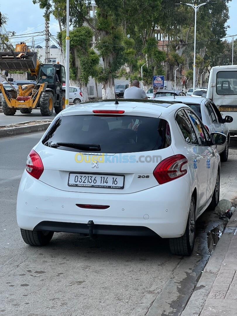 Peugeot 208 2014 Allure