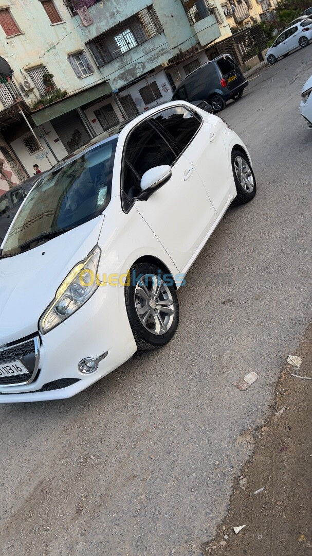 Peugeot 208 2013 Allure