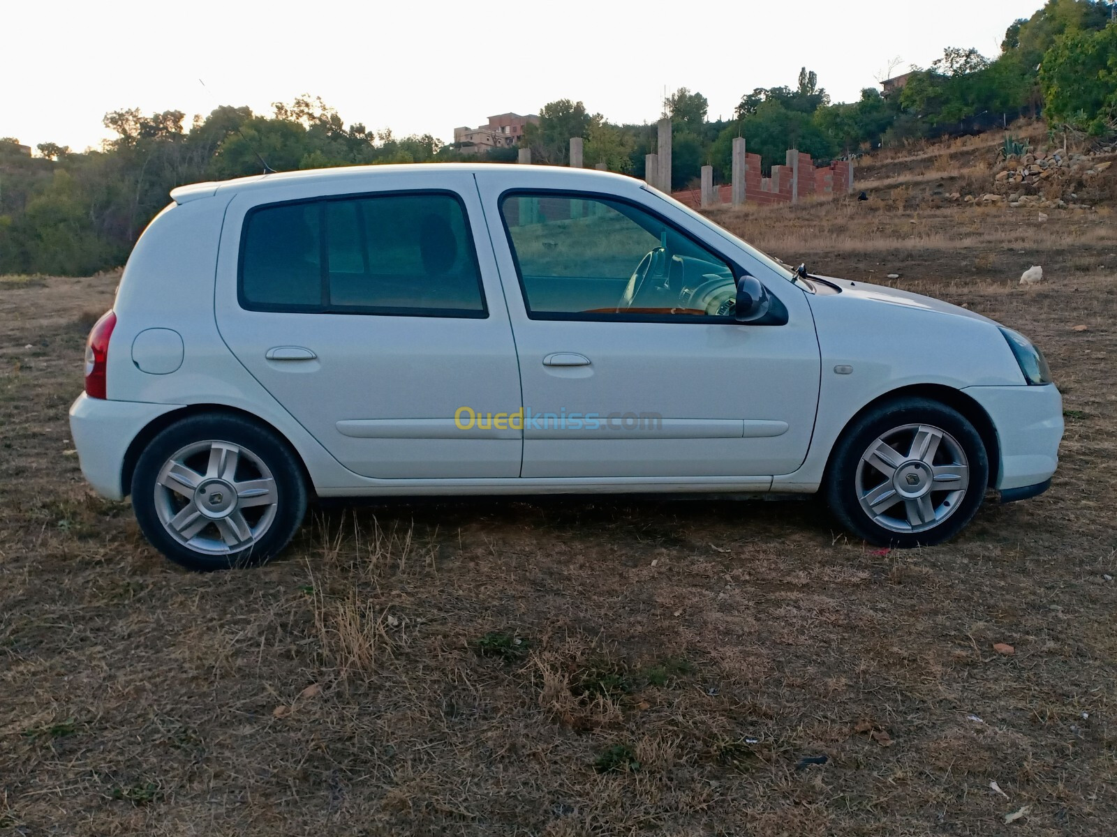 Renault Clio Campus 2013 Clio Campus