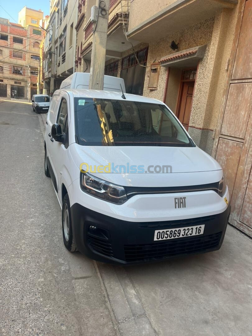 Fiat Doblo Italian 2023 