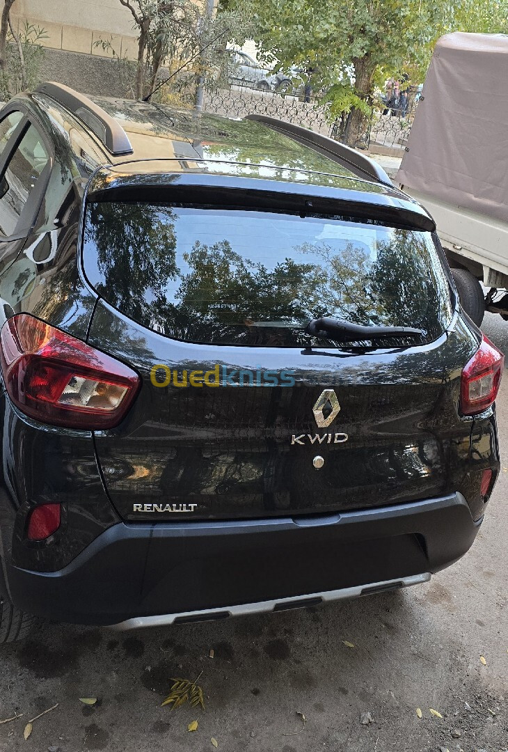 Renault KWID 2024 OutSideR