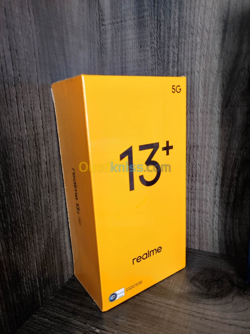 Realme 13 plus