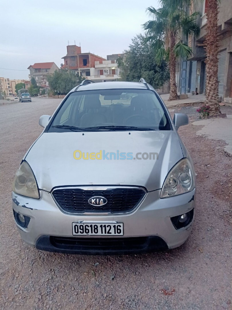 Kia Carens 2012 