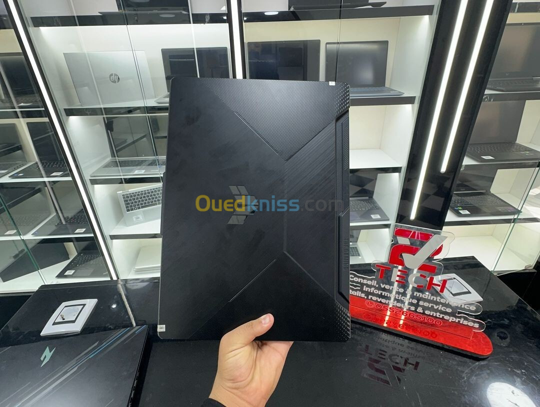 ASUS TUF 15  i7-11600H 32GB 51GB SSD RTX 3050