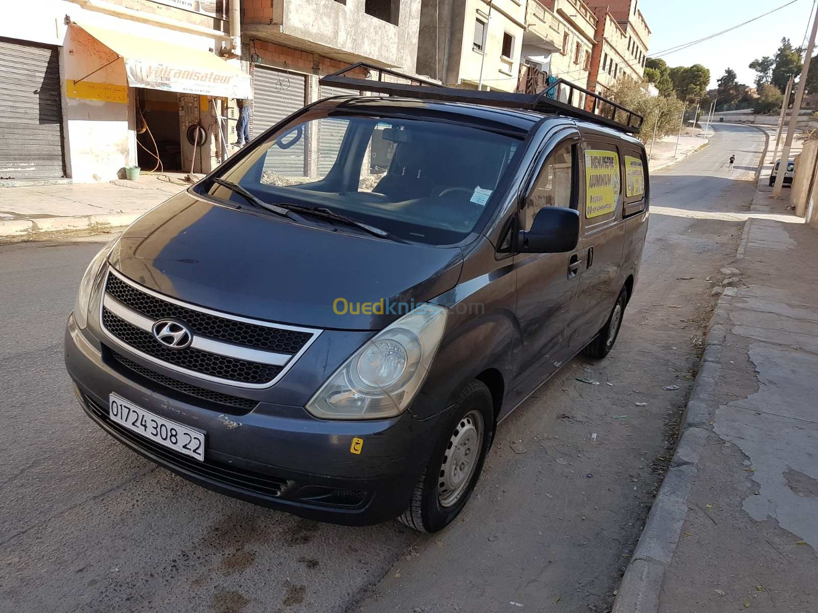 Hyundai H1 