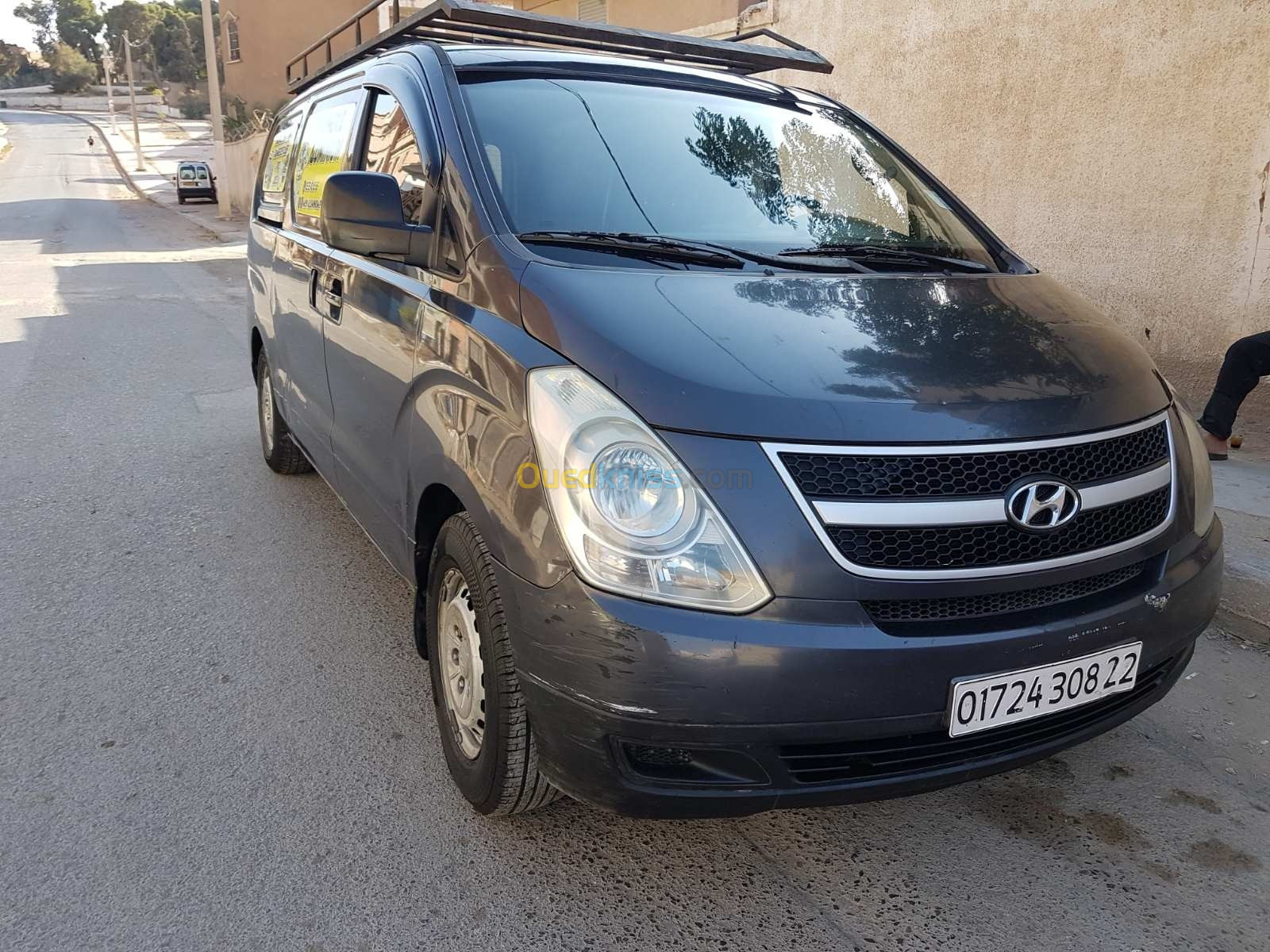 Hyundai H1 