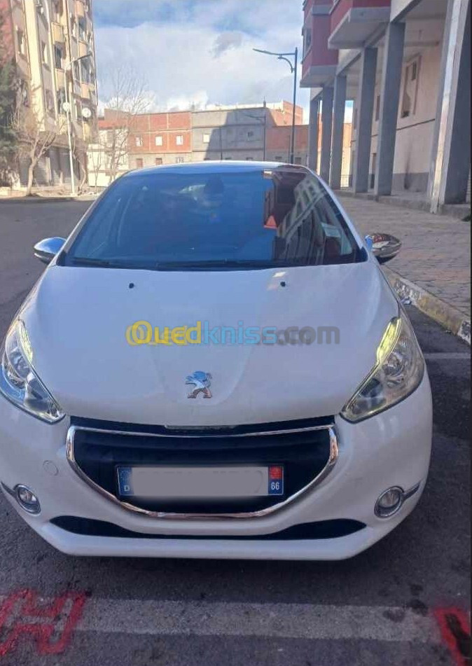 Peugeot 208 2015 208