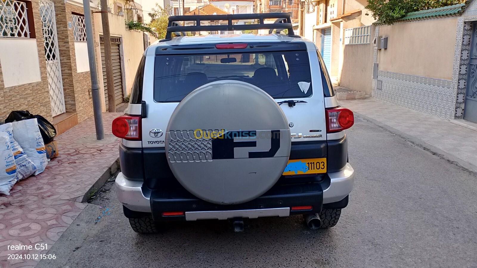 Toyota fj cruiser 2011 