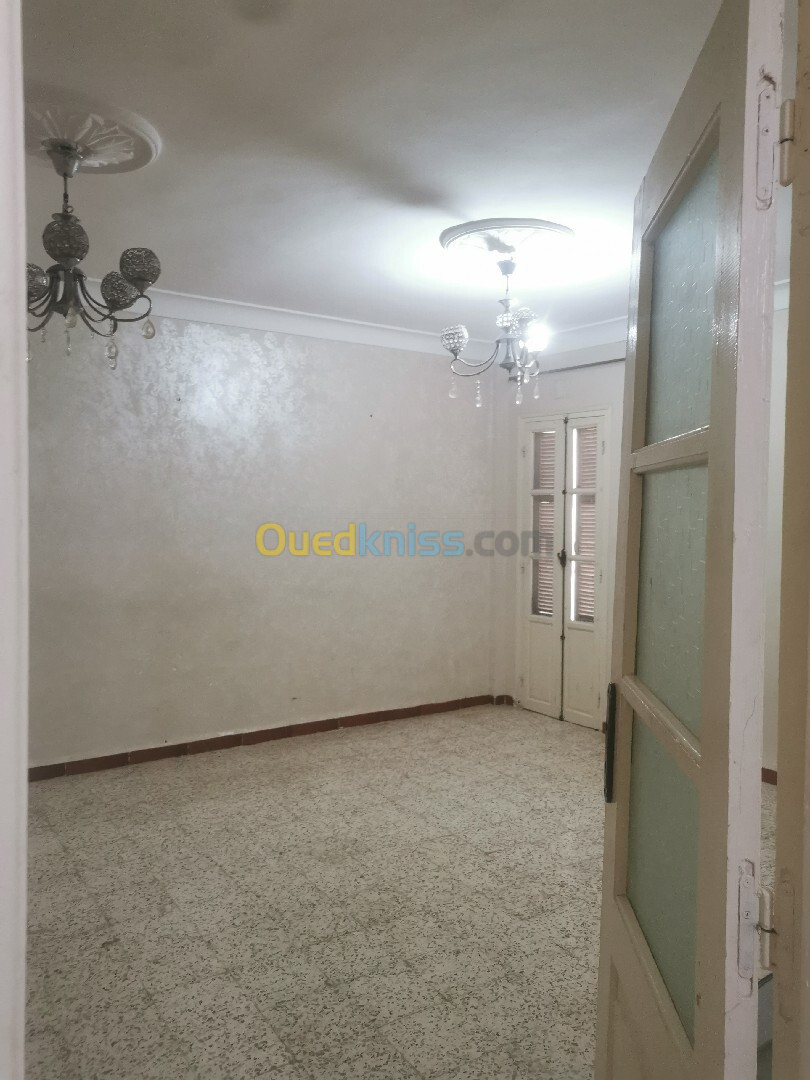 Location Appartement F3 Alger Ain benian