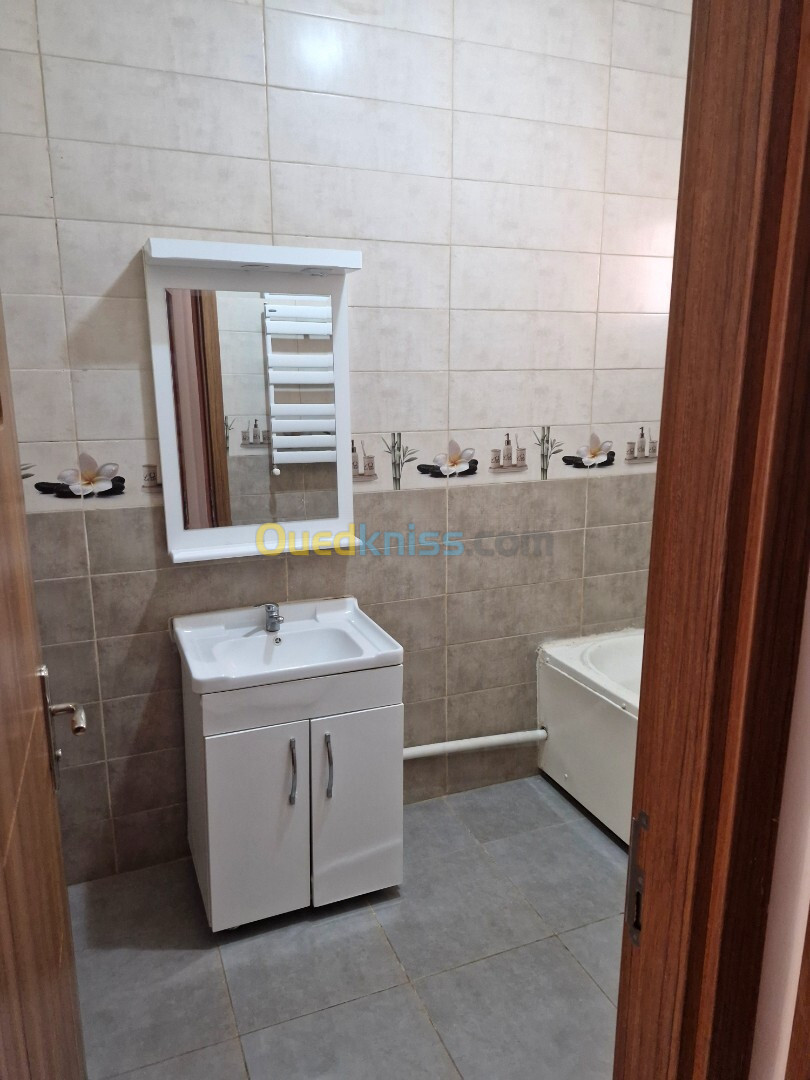 Location Appartement F4 Alger Staoueli