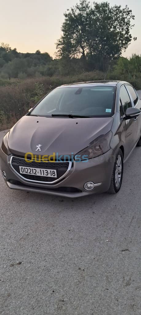 Peugeot 208 2013 