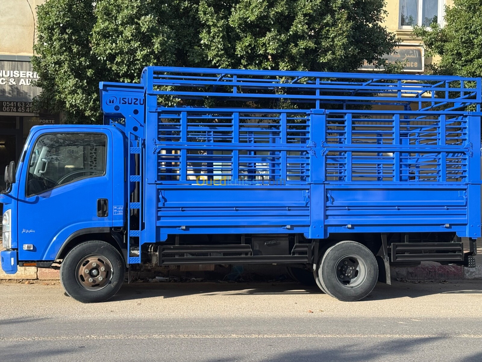 Isuzu Isuzu 2014