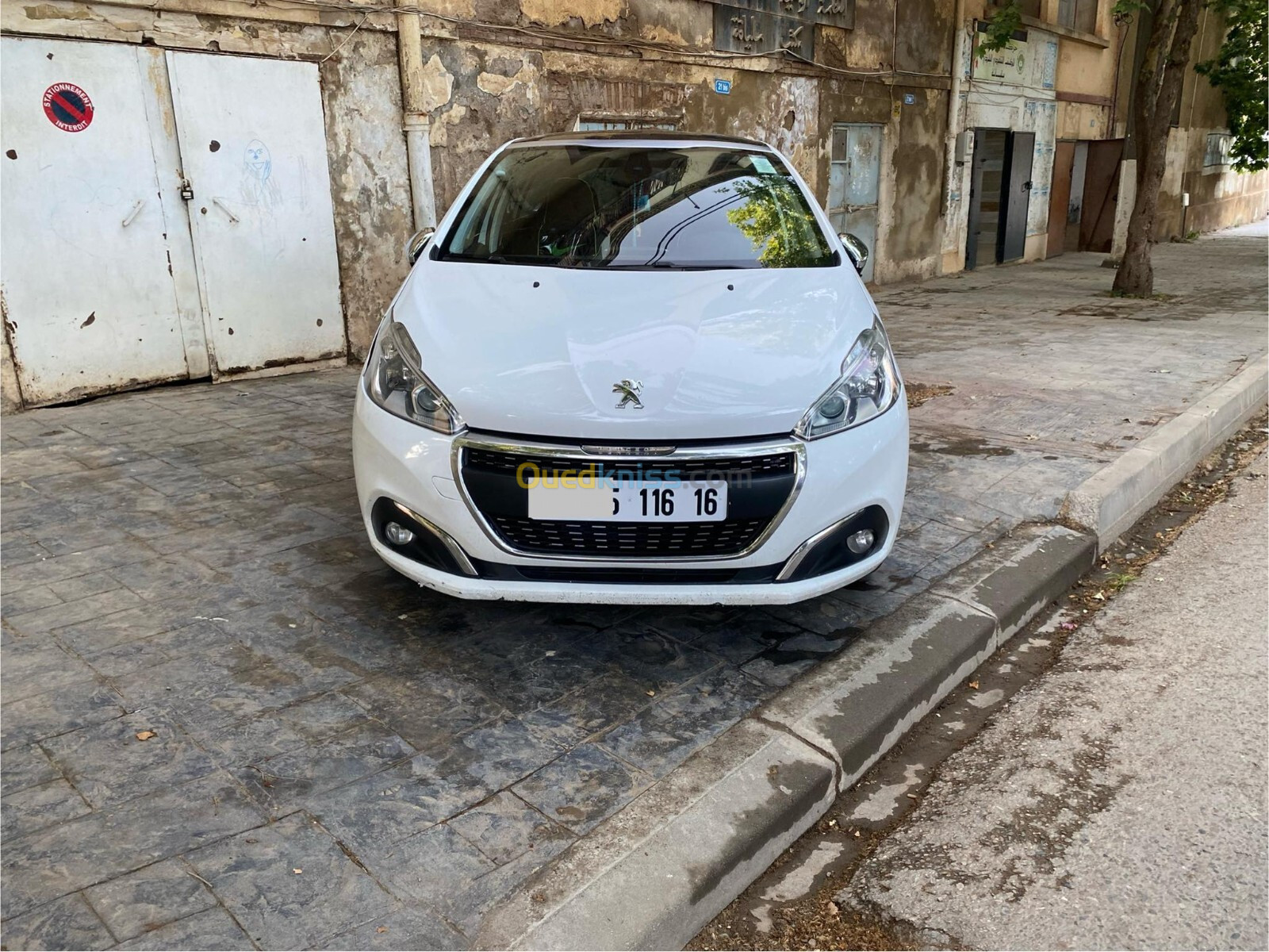 Peugeot 208 2016 Allure Facelift