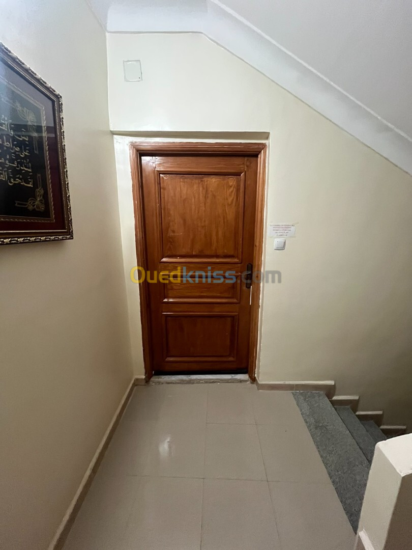 Location Niveau De Villa F5 Alger Ain naadja