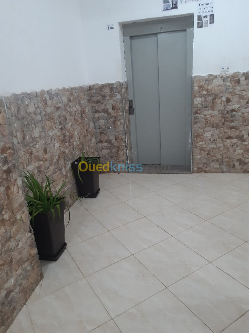 Location Appartement F3 Oran Bir el djir