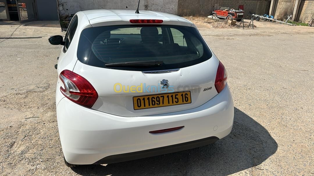 Peugeot 208 2015 Active