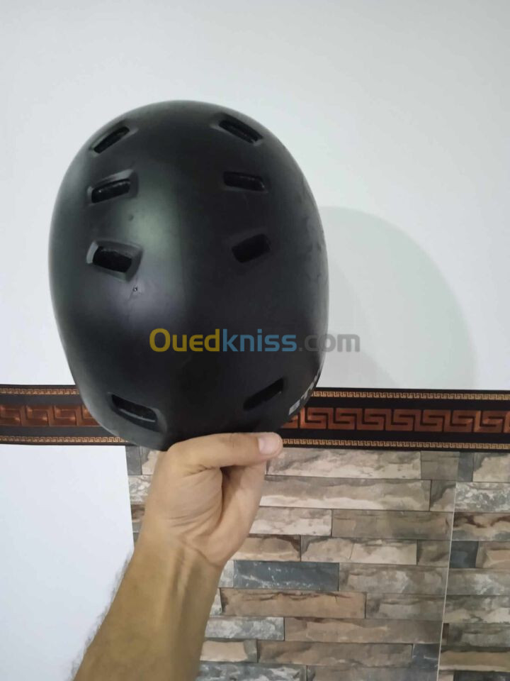 2 casque moto trotinnete velo