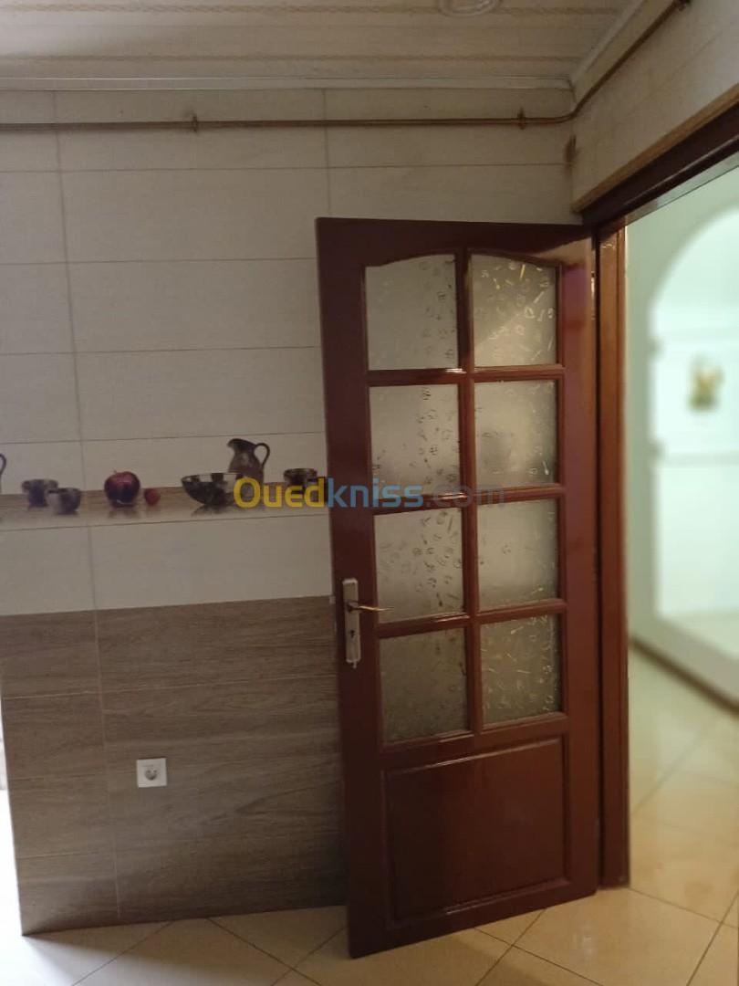 Vente Appartement F4 Alger Bordj el bahri