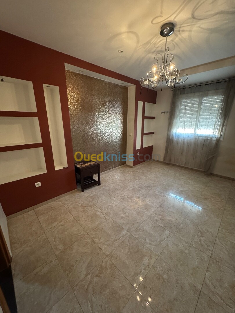 Vente Appartement F5 Alger Hydra