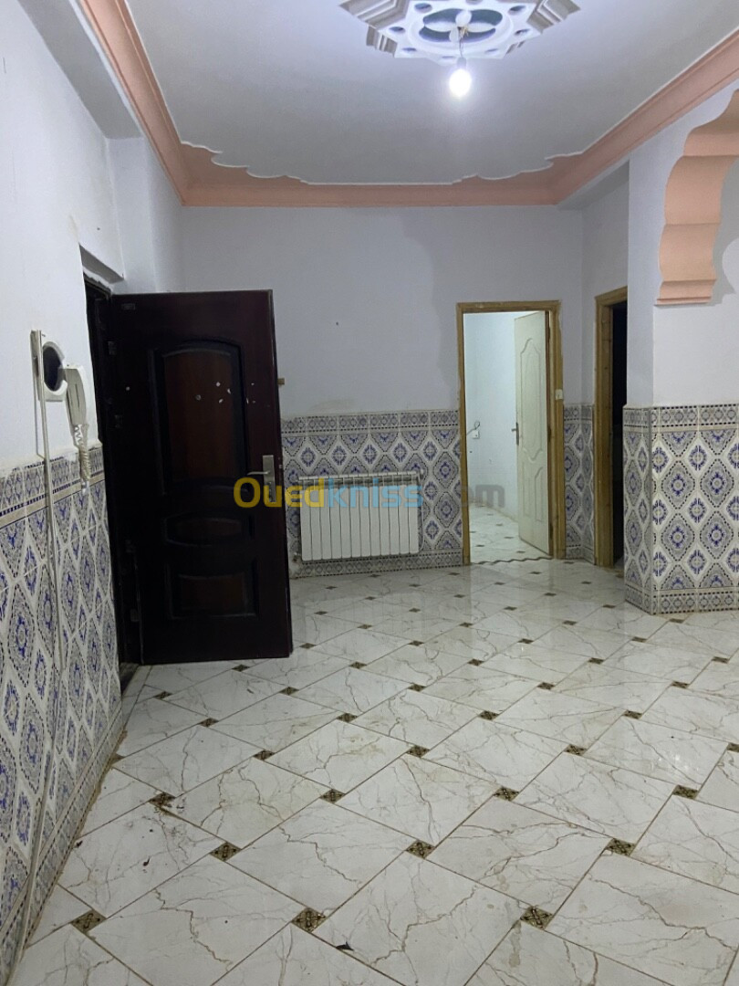 Location Niveau De Villa F3 Tlemcen Mansourah