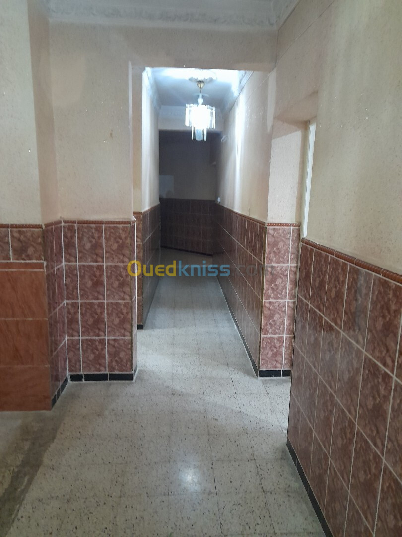 Location Appartement F4 Blida Ouled yaich