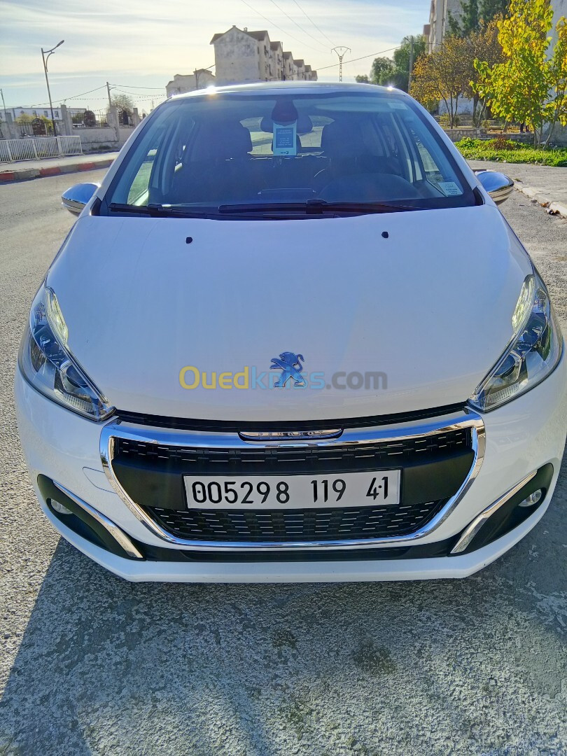 Peugeot 208 2019 Allure Facelift