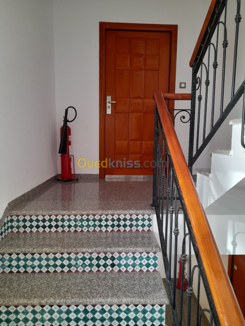 Location Appartement F3 Alger Hydra