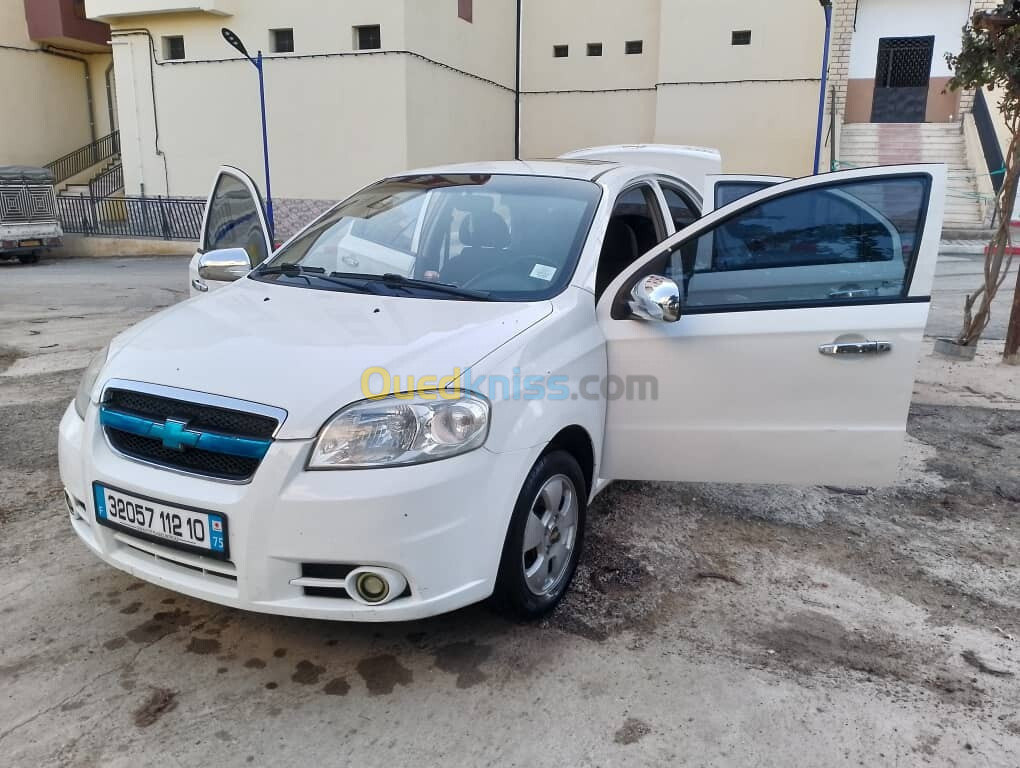 Chevrolet Aveo 4 portes 2012 LT +