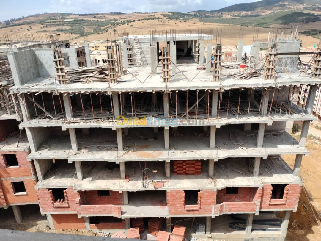 Vente Appartement F4 Skikda Ramdane djamel