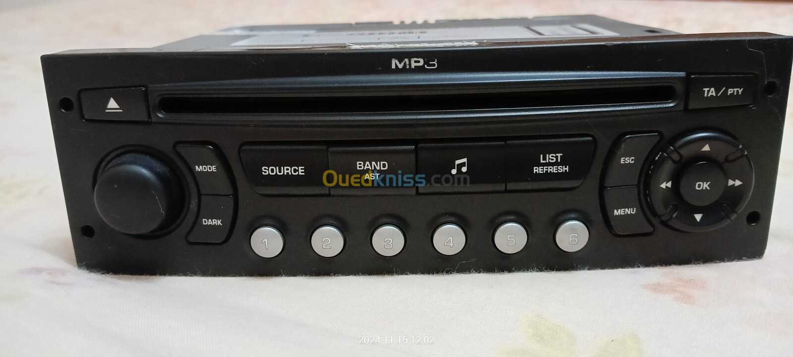 Poste radio MP3 avec afficheur Partner & berlingo 