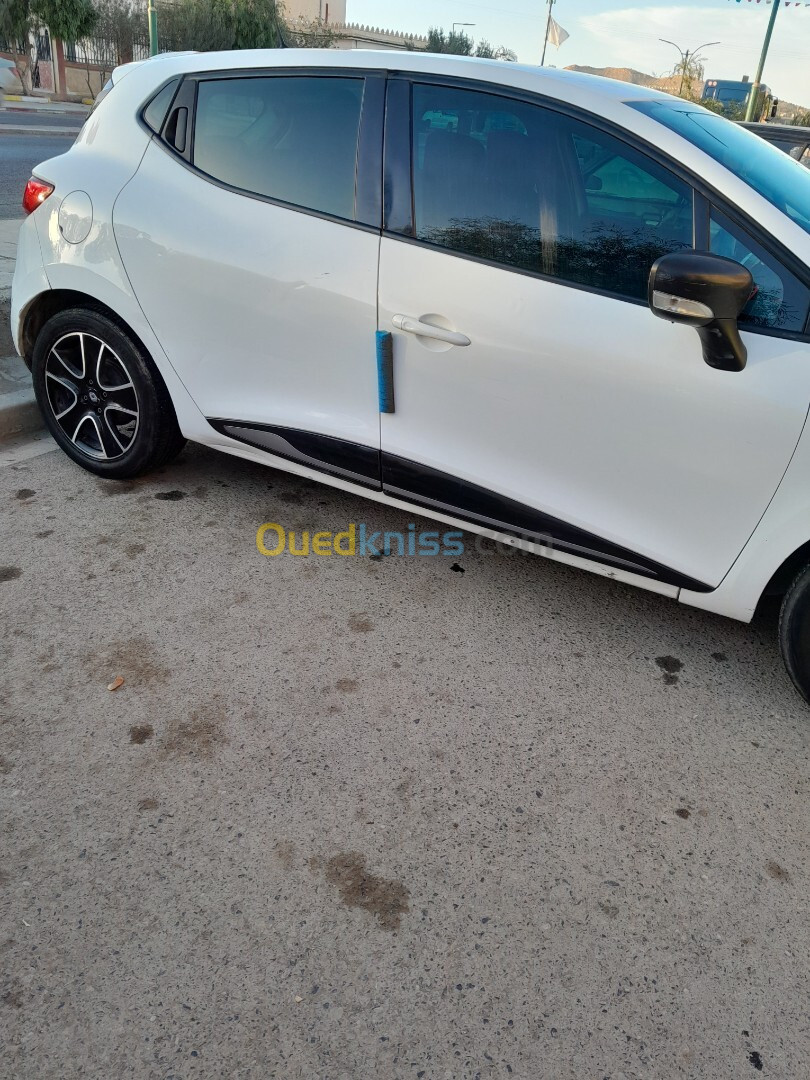 Renault Clio 4 2015 Limited