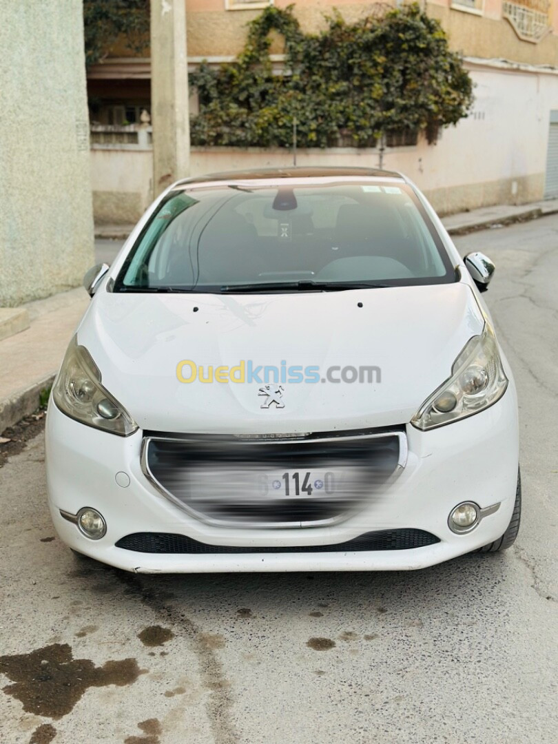 Peugeot 208 2014 Allure