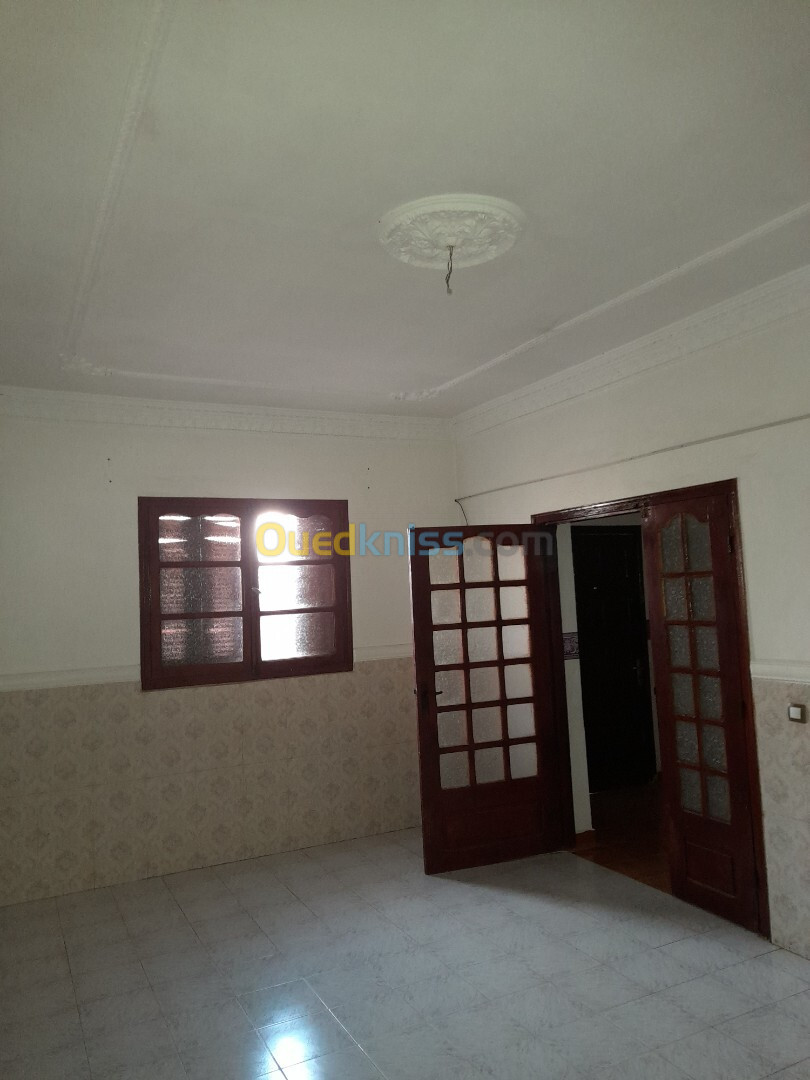 Location Niveau De Villa F4 Sidi Bel Abbès Sidi bel abbes